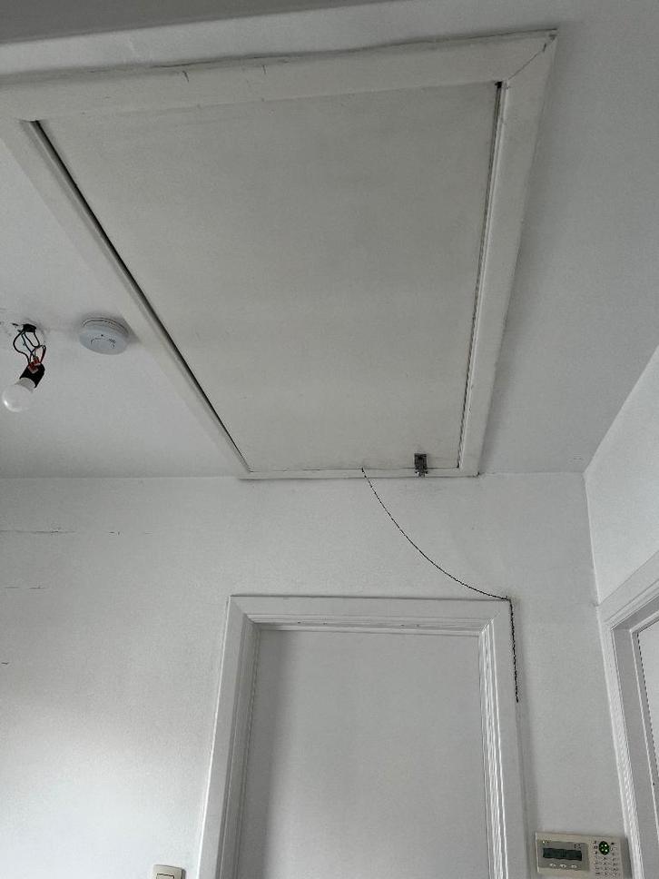 Escalier escamotable, Bricolage & Construction, Échelles & Escaliers, Utilisé, Escalier, Pliable ou rétractable/escamotable, Enlèvement