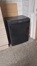 Minibar koelkast, Ophalen, Zonder vriesvak, Zo goed als nieuw, Minder dan 45 cm