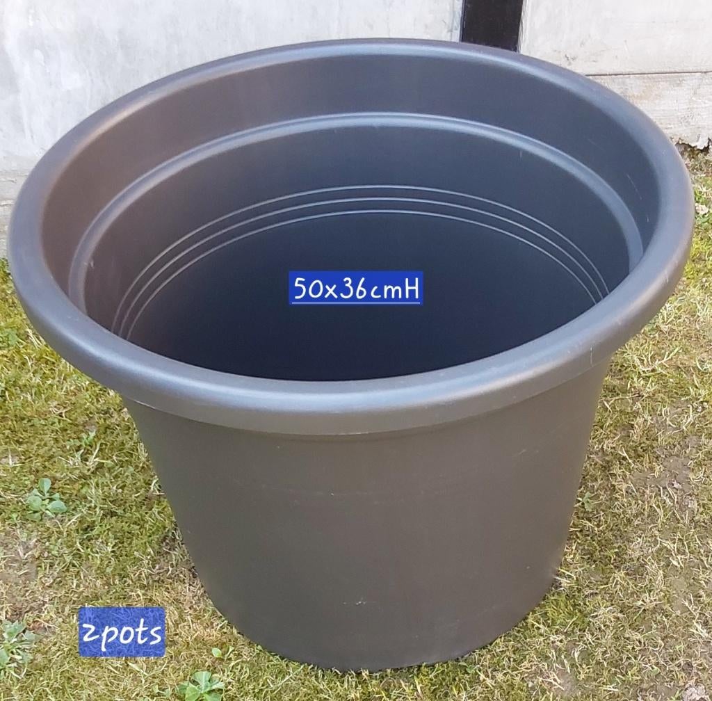 DIVERS POTS SONT PLASTIQUE NICKEL, Jardin & Terrasse, Enlèvement