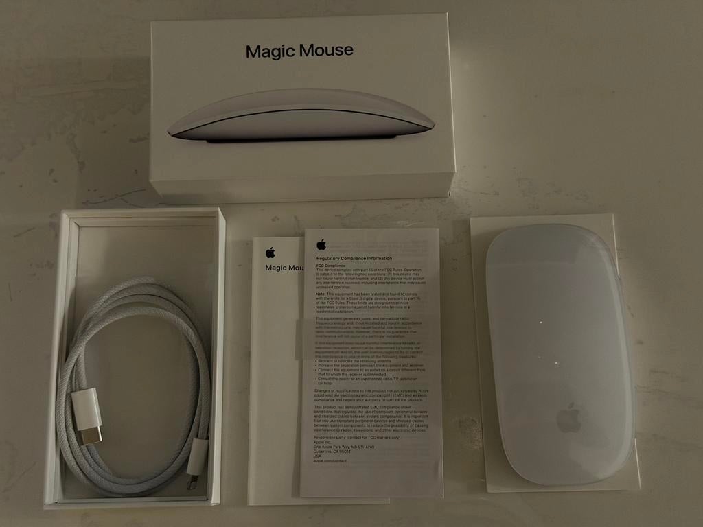 Magic mouse - Apple, Informatique & Logiciels, Apple Desktops, Enlèvement ou Envoi, Comme neuf, IMac