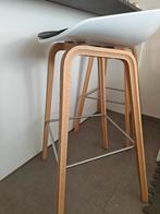 Hay about a stool barkrukken, 2 tabourets, Comme neuf, Enlèvement, Bois