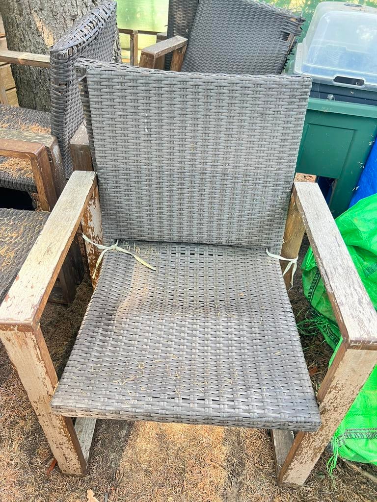 Tuinstoelen om weg te geven, Ophalen, Gebruikt, Hout