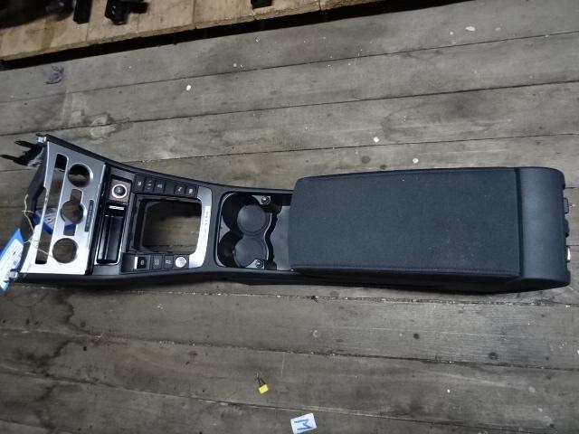MIDDENCONSOLE Volkswagen Passat (3C2) (3AB8632431QB), Auto-onderdelen, Interieur en Bekleding, Volkswagen, Gebruikt