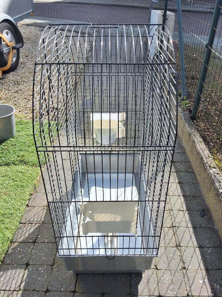 Vogel kooien + konijnen kooi, Enlèvement, Comme neuf, Autres matériaux, Cage à oiseaux