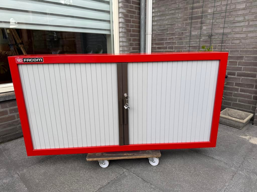 Armoire à outils Facom de taille moyenne avec clé, Autos : Divers, Outils de voiture, Comme neuf, Enlèvement