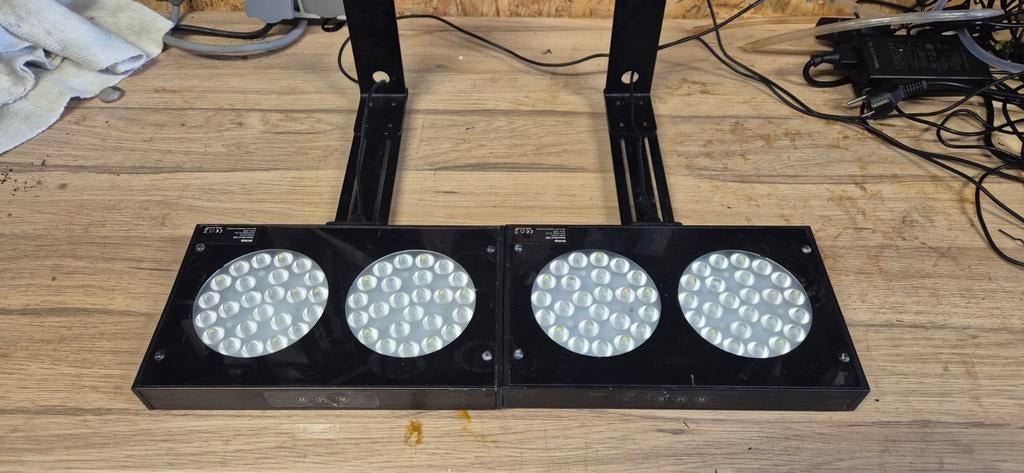 2x aquariumverlichting nicrew hyperreef 100, Enlèvement ou Envoi