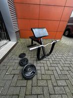 Biceps Bankje , Ezstang ,35kg aan Gewichten, Enlèvement, Utilisé