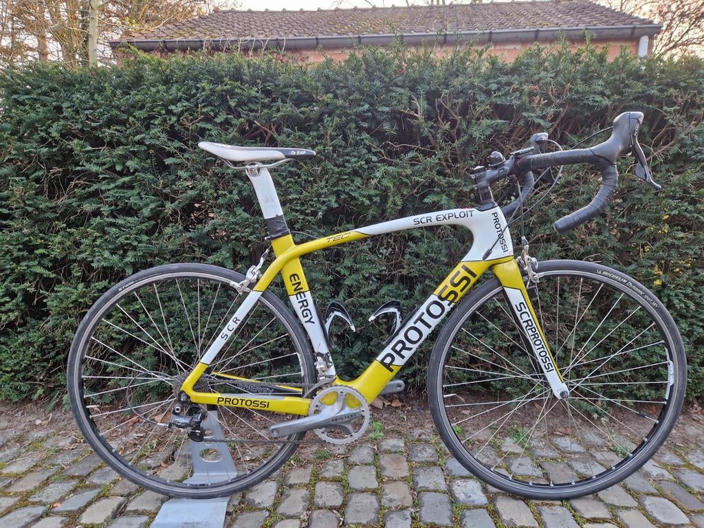 Vélo de route en carbone Protossi SCR Exploit
Shimano 105, Vélos & Vélomoteurs, 49 à 53 cm, Enlèvement, Carbone