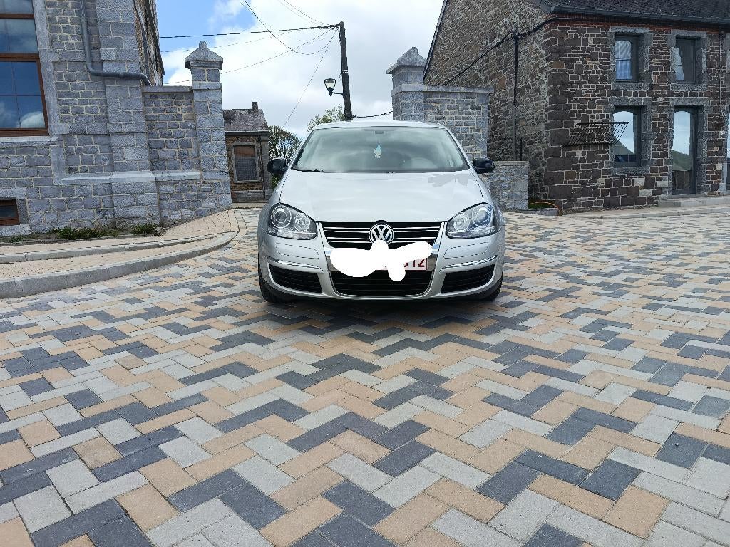 Jetta prêt a immatriculé, Autos, Volkswagen, Argent ou Gris, Achat, Boîte manuelle, Noir