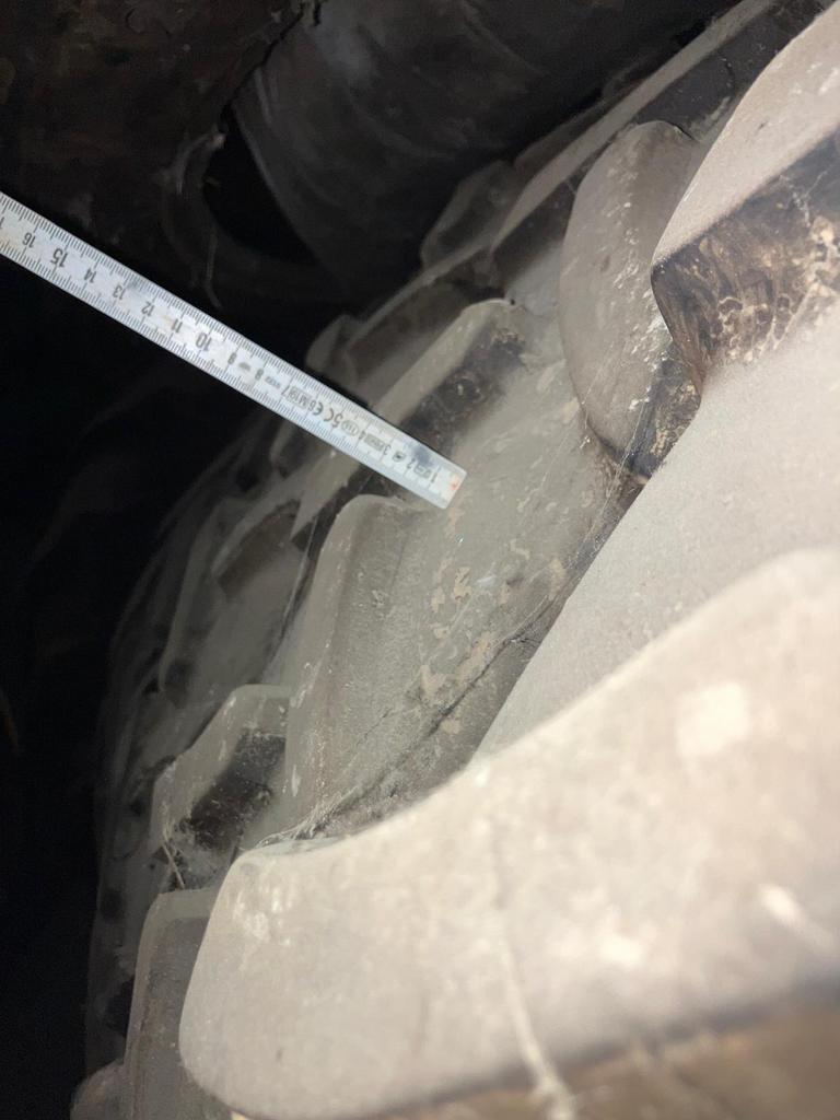 Banden 270/95R48, 270/95r32 en 270/95r54, Zakelijke goederen, Ophalen