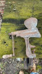 Gehaktmolen, Enlèvement