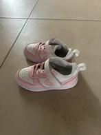 Roze nike schoenen maat 27 te koop, Kinderen en Baby's, Kinderkleding | Schoenen en Sokken, Ophalen, Zo goed als nieuw, Schoenen