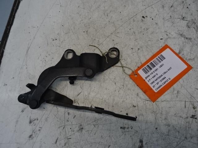 CHARNIERE DE CAPOT DROIT BMW 1 serie (E81) (01-2006/09-2012), Autos : Pièces & Accessoires, Utilisé, BMW