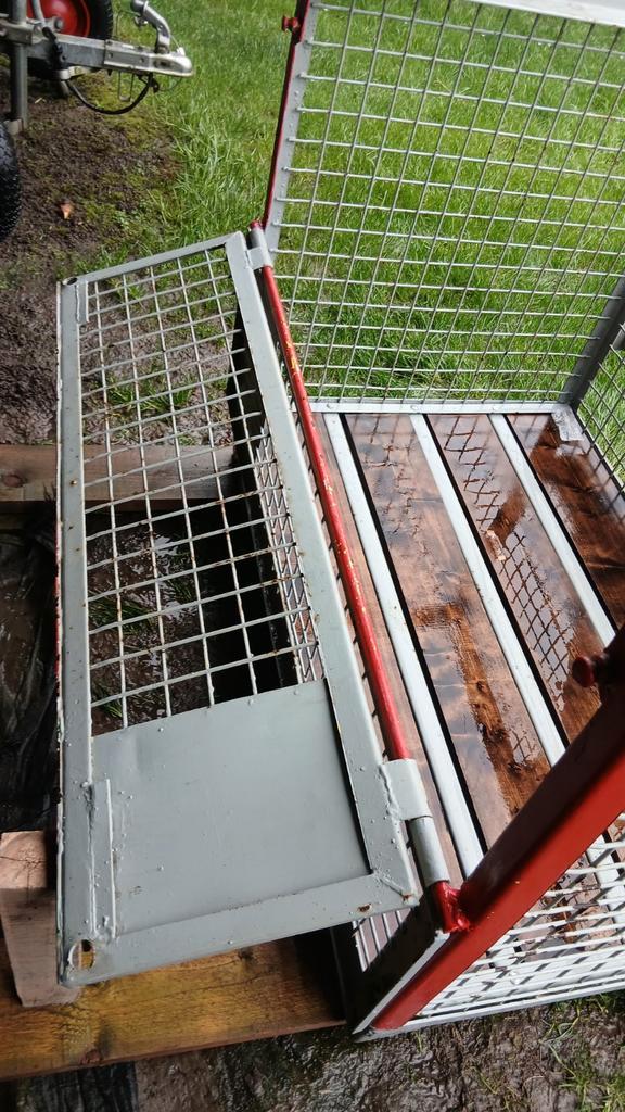 Te koop draadbox voor tractor., Zakelijke goederen, Landbouw | Tractoren, Ophalen