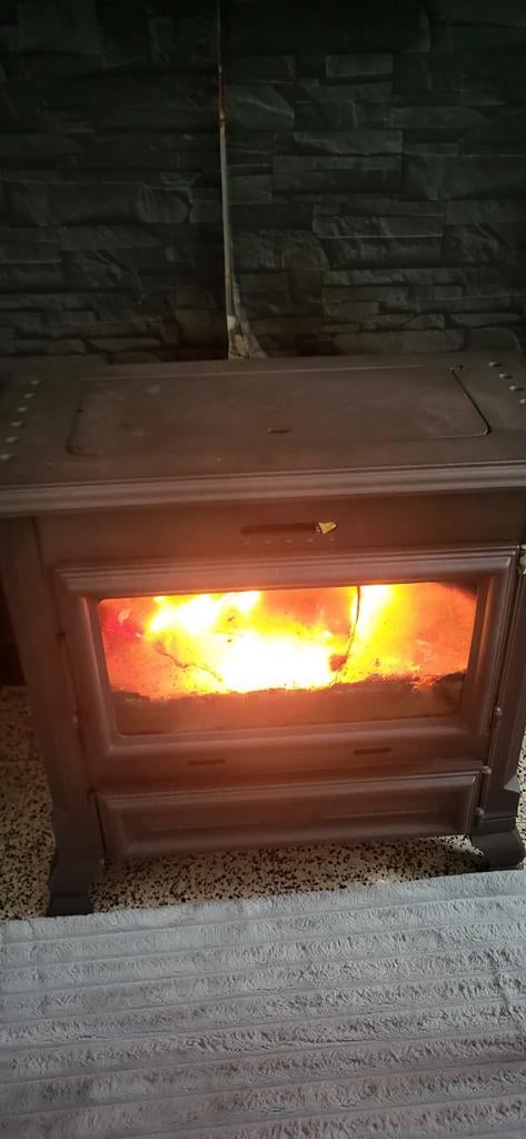 Poêle à bois, Maison & Meubles, Poêles, Bois, Poêle à bois