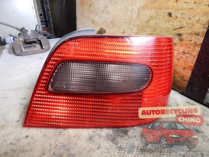 Feu arrière droit d'un Citroen Xsara, Autos : Pièces & Accessoires, -, 3 mois de garantie, Utilisé, -