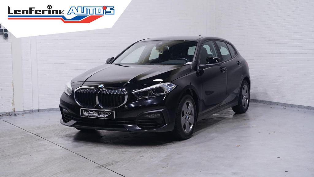 BMW 118 1-serie 118i Advantage Led koplampen Stoelverwarming, Auto's, BMW, Bedrijf, 1 Reeks, ABS, Adaptieve lichten, Airbags, Alarm