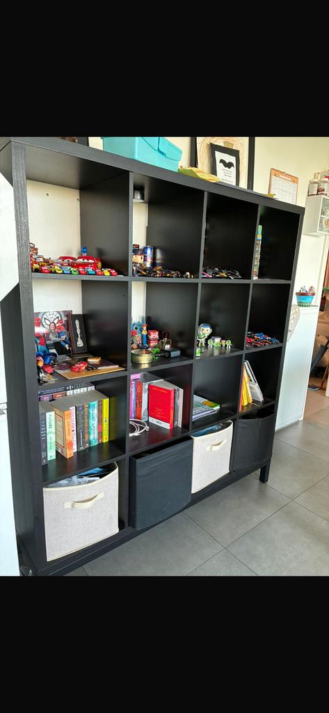 Kallax kast groot 147 cm met onderstel, Enlèvement, Comme neuf