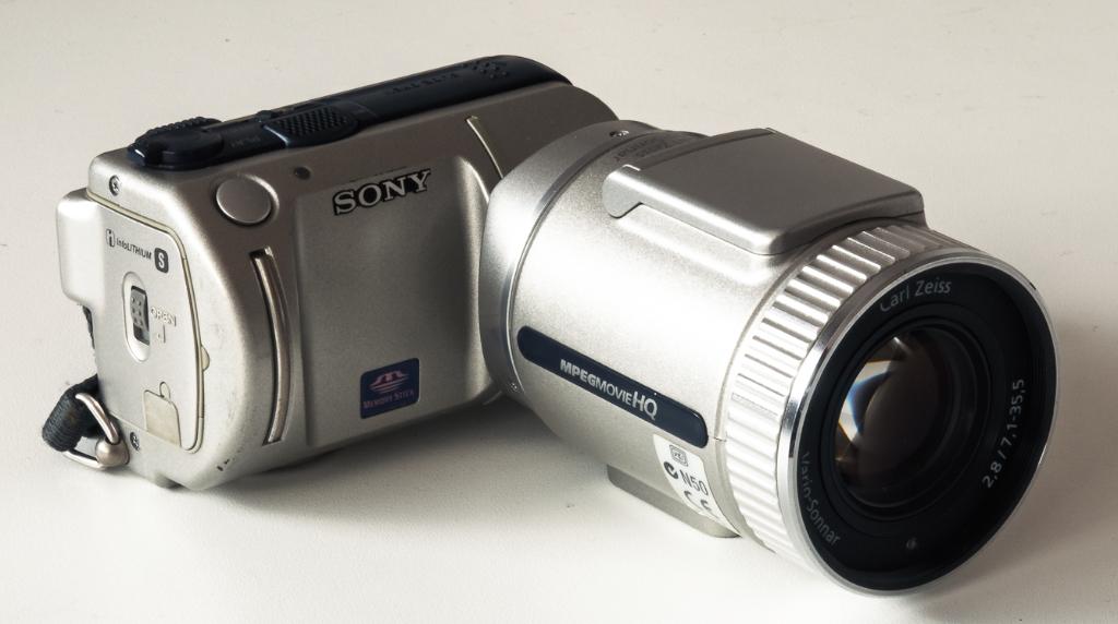 SONY, Enlèvement ou Envoi, 4 à 7 fois, 3 Mégapixel, Utilisé