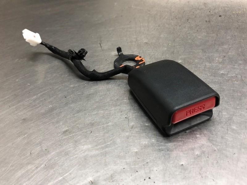 BOUCLE DE CEINTURE ARRIÈRE GAUCHE Toyota iQ (|0902180A|), Autos : Pièces & Accessoires, Utilisé, Toyota