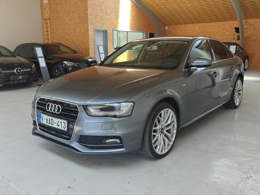 Audi A4 2.0 TDI S-Line van 2015 met 208.000Km, Auto's, Stof, 4 cilinders, A4, https://public.car-pass.be/vhr/e2bbabf2-0956-4f6a-b44d-26e599ad5504