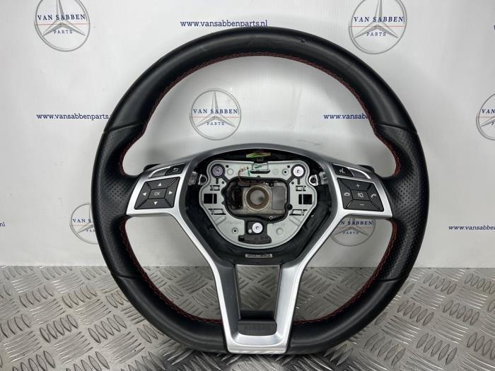 Volant d'un Mercedes GLA, Autos : Pièces & Accessoires, Commande, Mercedes-Benz, Utilisé, 3 mois de garantie