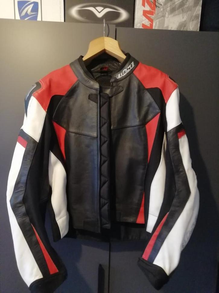 Combi moto, gants, botte, Motos, Vêtements | Vêtements de moto, Gants, Enlèvement