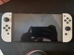 Vend switch oled, manette zelda et jeu pokemon evoli, Consoles de jeu & Jeux vidéo, Enlèvement, Comme neuf, Switch OLED