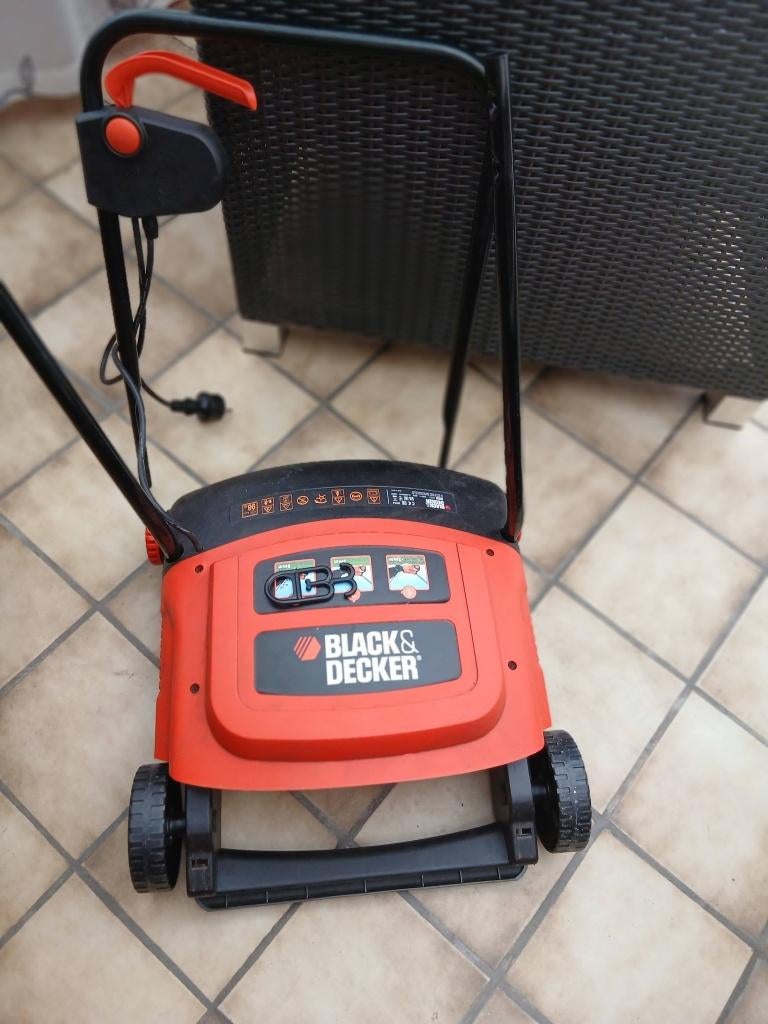 black  decker  ontmosser, Tuin en Terras, Ophalen, Nieuw, Black & Decker, 30 tot 50 cm