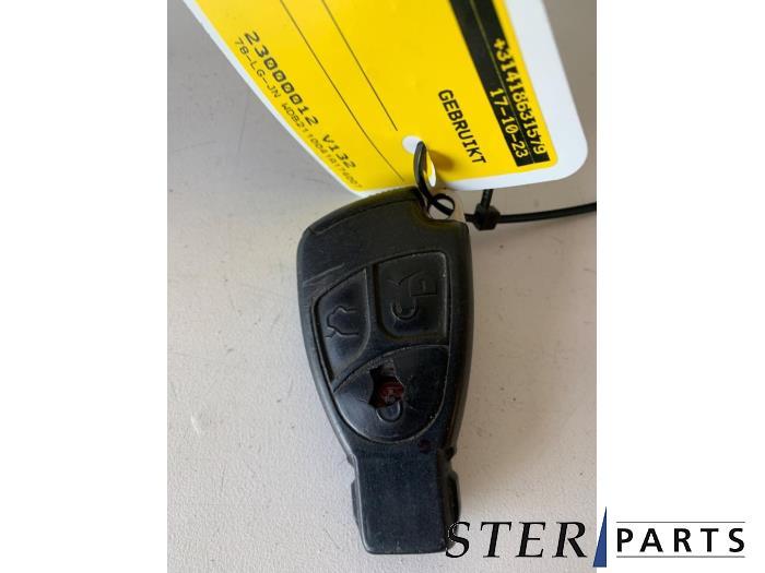 Sleutel van een Mercedes E-Klasse, Gebruikt, -, Ophalen of Verzenden, -