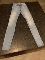 Nieuwstaat only jeans maat 26/34, Vêtements | Femmes, Jeans, W27 (confection 34) ou plus petit, Comme neuf, Bleu, Enlèvement ou Envoi