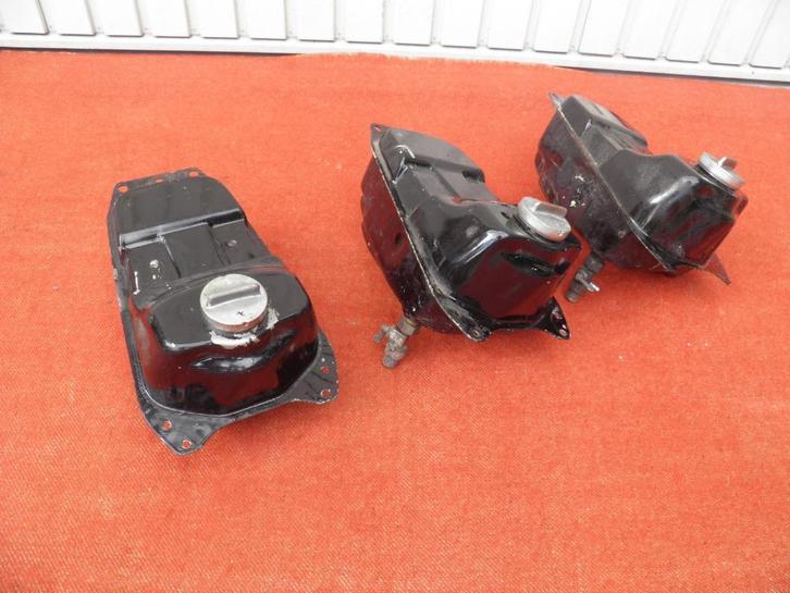 Benzinetanks voor Honda Wallaroo., Fietsen en Brommers, Brommeronderdelen | Algemeen, Gebruikt, Tank, Ophalen of Verzenden