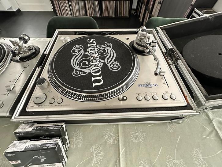 Stanton St-100 draaitafel, Muziek en Instrumenten, Dj-sets en Draaitafels, Zo goed als nieuw, Draaitafel, Ophalen