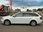 SKODA OCTAVIA-AUTOMATIC-90.000km-, Auto's, Automaat, Stof, Parkeersensor, Euro 6