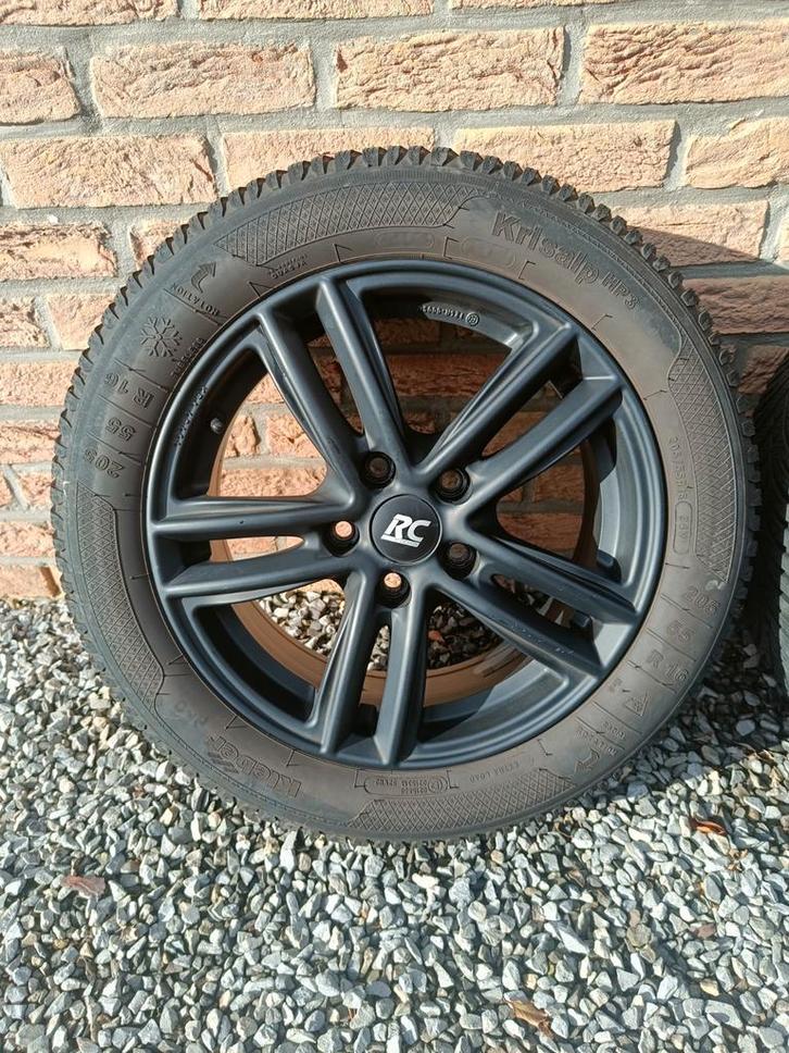 Jantes Audi Seat Skoda VW avec pneus neige/hiver, Auto-onderdelen, Banden en Velgen, Band(en), Winterbanden, 16 inch, Ophalen