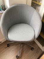 Ikea skruvsta 2 aanwezig. 1 ervan is gereserveerd, Huis en Inrichting, Ophalen, Zo goed als nieuw, Bureaustoel