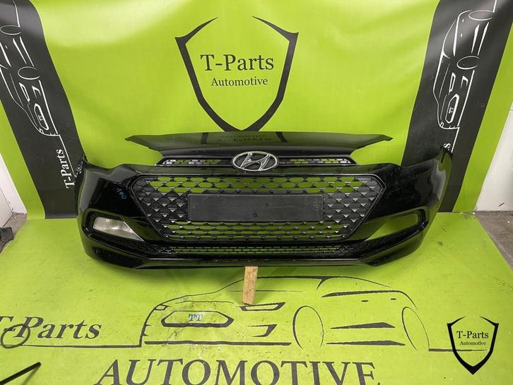 hyundai i20 voorbumper bumper 14+, Auto-onderdelen, Carrosserie, Bumper, Hyundai, Gebruikt