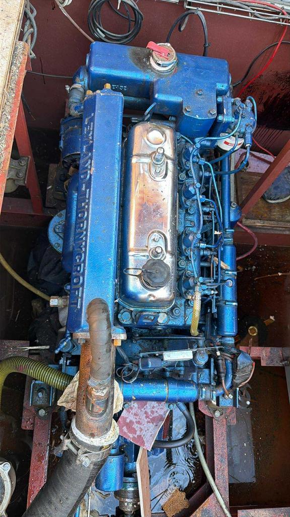 Motor van een boot, Watersport en Boten, Bootonderdelen, Zo goed als nieuw, Motor en Techniek, Zeilboot of Motorboot, Ophalen