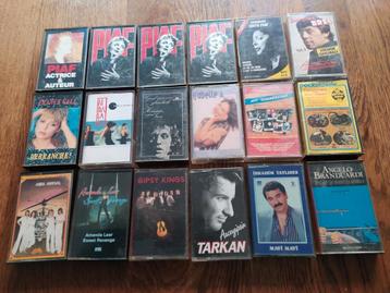 Lot muziekcassettes beschikbaar voor biedingen