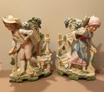 Twee oude beeldjes: een paar wijnbereidende kinderen, Verzamelen, Ophalen, Zo goed als nieuw, Mens