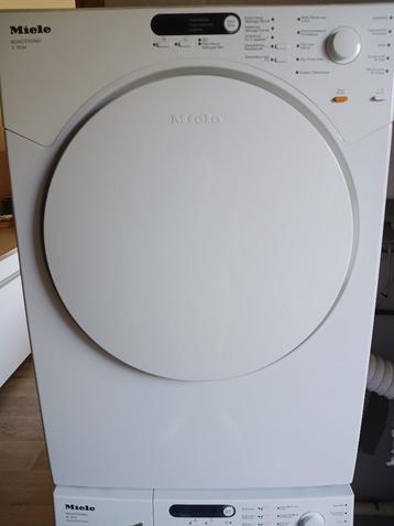 Miele droogkast met luchtafvoer in heel goede staat