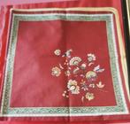 Nappe carrée bordeaux fleuris 80cm sur 80cm, Enlèvement ou Envoi, Comme neuf, Carré