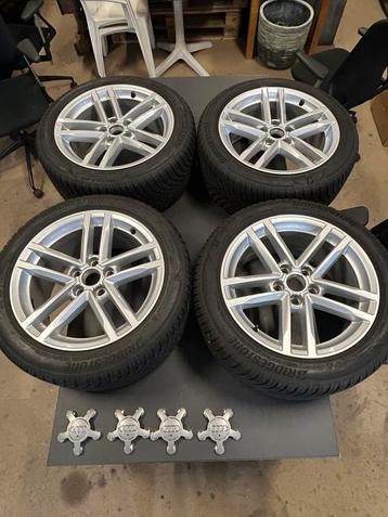 Audi 17inch velgen op winterbanden beschikbaar voor biedingen
