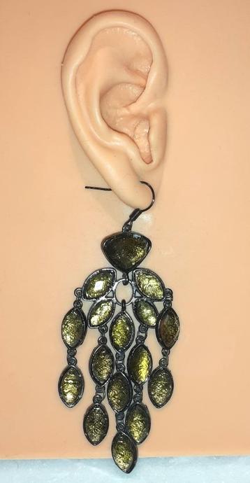 oorbellen chandelier zwart bruin Zara beschikbaar voor biedingen