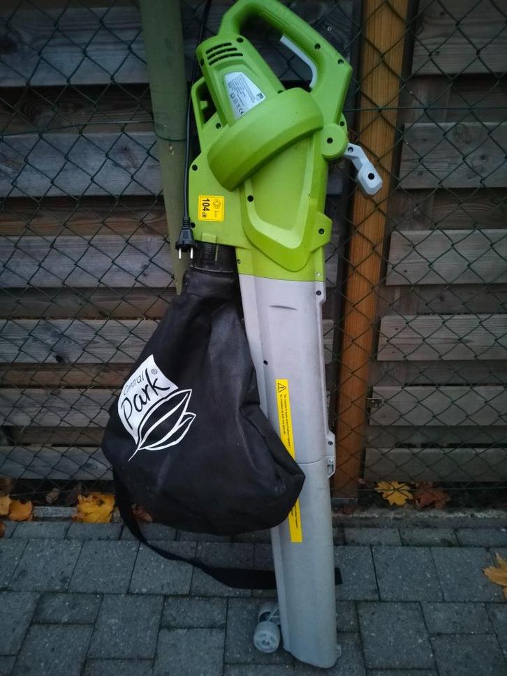 Krachtige bladblazer & bladzuiger & versnipperaar - 3 in 1, Tuin en Terras, Bladblazers, Gebruikt, Handgedragen, Elektrisch, Met opvangzak