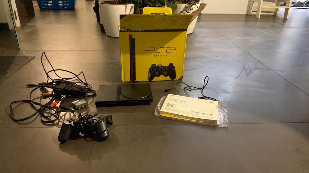 PS2 avec boîte, Enlèvement, Comme neuf