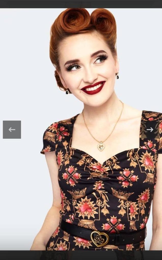 Voodoo Vixen,Queen of hearts retro jurk, M, Kleding | Dames, Jurken, Zo goed als nieuw, Maat 38/40 (M), Rood, Onder de knie, Ophalen of Verzenden