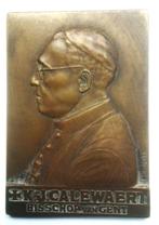 Plaquete 'Ter ere van K.J. Calewaert, bisschop van Gent 1958, Ophalen of Verzenden, Brons