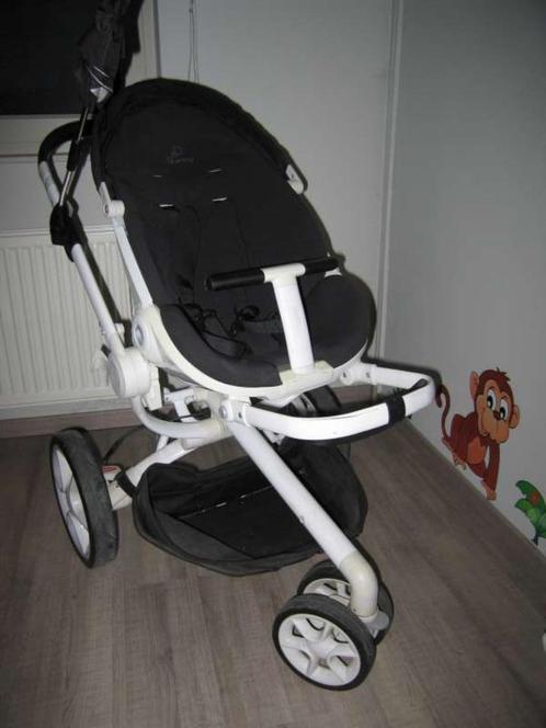 Quinny  moodd buggy + reiswieg, Kinderen en Baby's, Buggy's, Zo goed als nieuw, Quinny, Regenhoes, Verstelbare rugleuning, Voetenzak