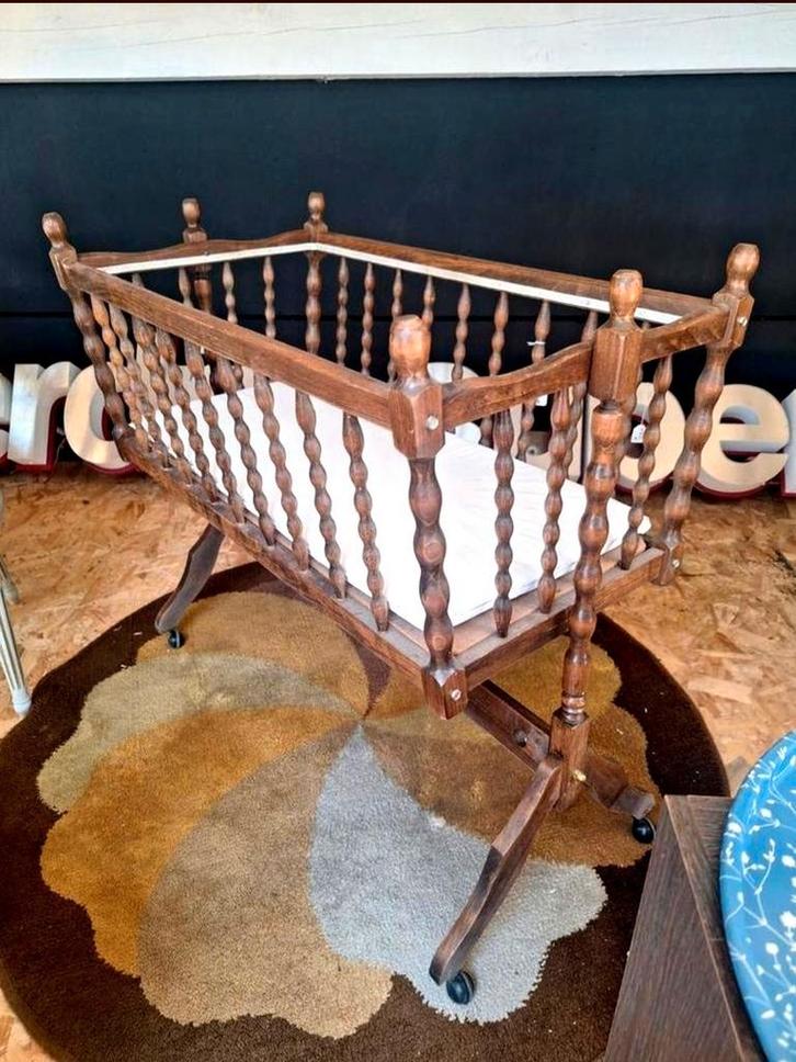 houten wieg, Kinderen en Baby's, Babywiegjes en Ledikanten, Gebruikt, Wieg, Ophalen